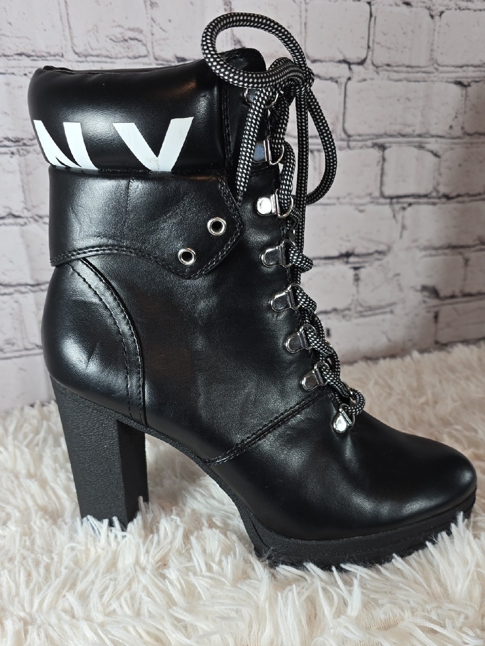 DKNY Black Lace-Up Heeled Boots Size 9 NWOT - Picture 5 of 13